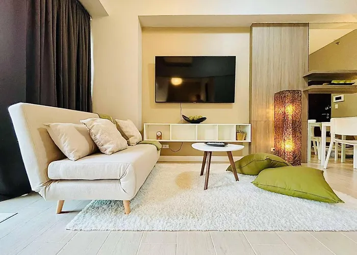 Aparthotel Hamilton Greenbelt Makati 4*